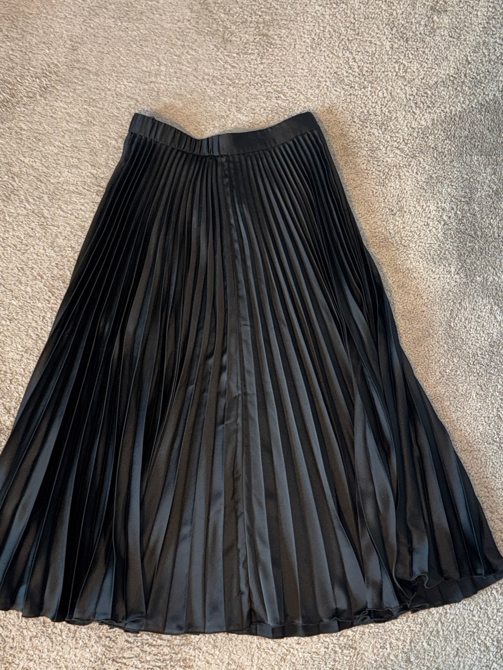 Abercrombie Classic Black Pleated Midi Skirt